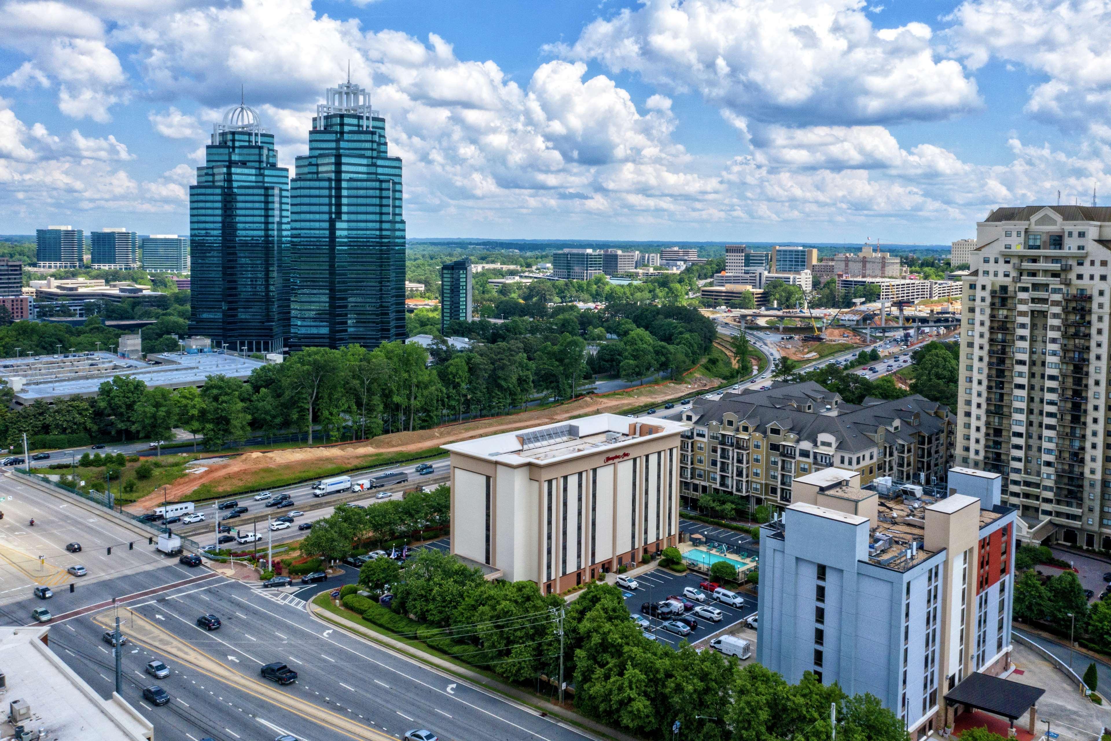 Hampton Inn Atlanta Perimeter Center Санди-Спрингс Экстерьер фото