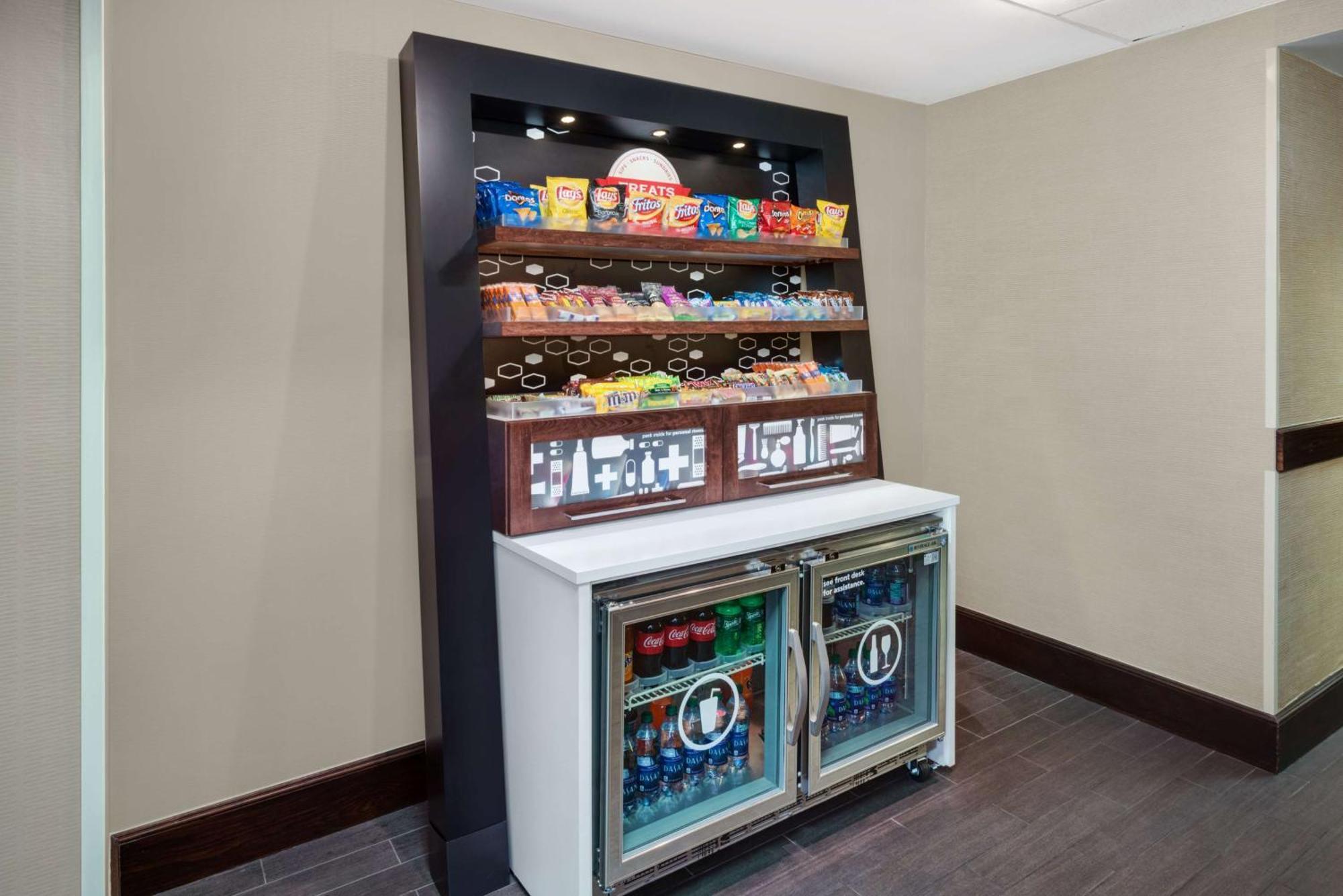 Hampton Inn Atlanta Perimeter Center Санди-Спрингс Экстерьер фото